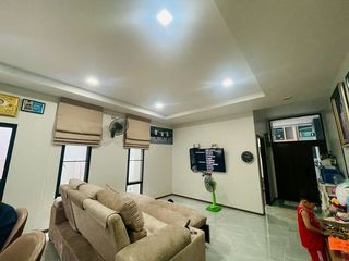 À louer 4 chambres maison à Si Racha, Chonburi
