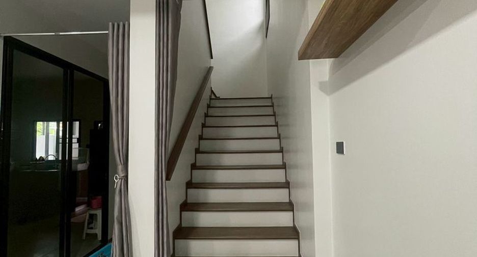 For rent 4 bedrooms house in Si Racha, Chonburi