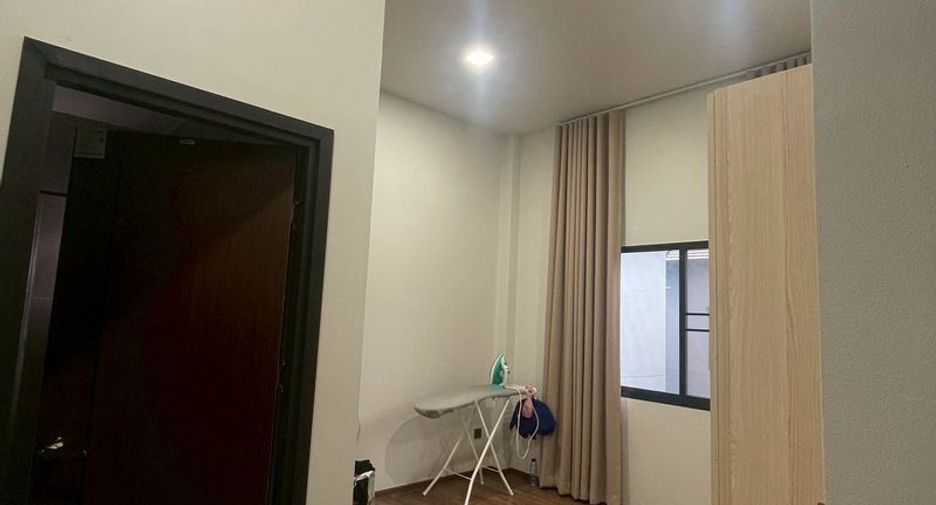 For rent 4 bedrooms house in Si Racha, Chonburi