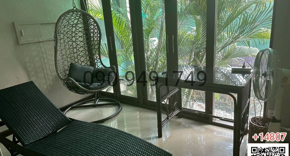 For rent 5 bedrooms house in Wang Thonglang, Bangkok