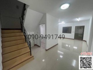 Casa adosada en alquiler de 2 habitaciones en Lat Krabang, Bangkok