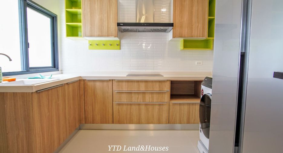 For rent 4 bedrooms house in Bang Phli, Samut Prakan