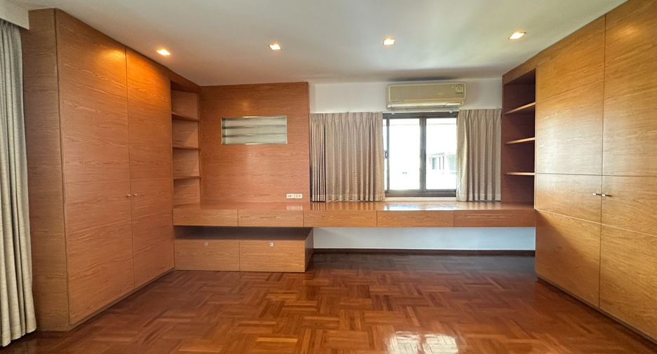 ให้เช่า 3 ห้องนอน คอนโด ใน วัฒนา, กรุงเทพฯ