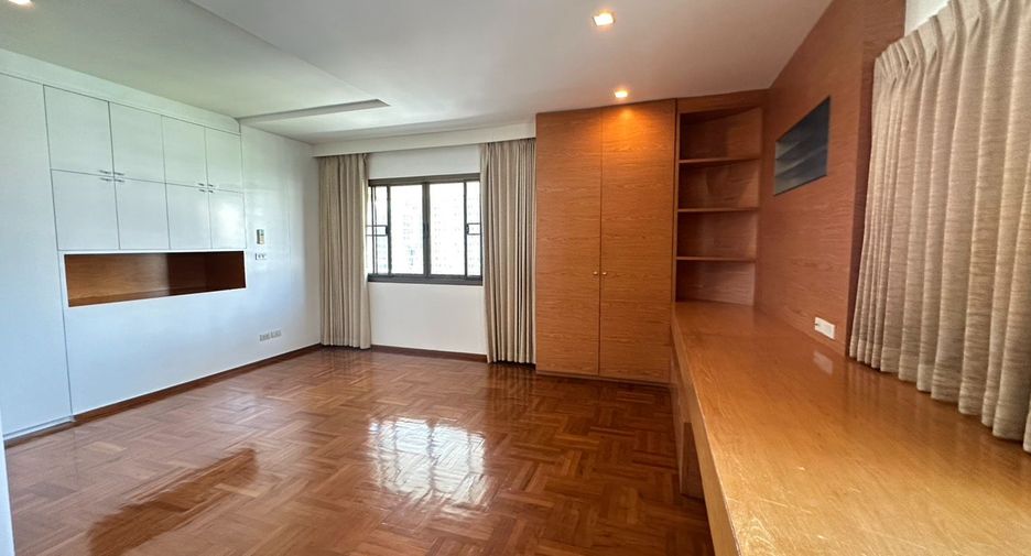 ให้เช่า 3 ห้องนอน คอนโด ใน วัฒนา, กรุงเทพฯ