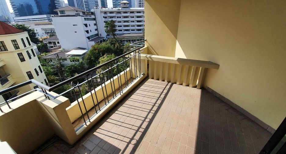 Apartment zur Miete mit 1 Zimmer in Khlong Toei, Bangkok
