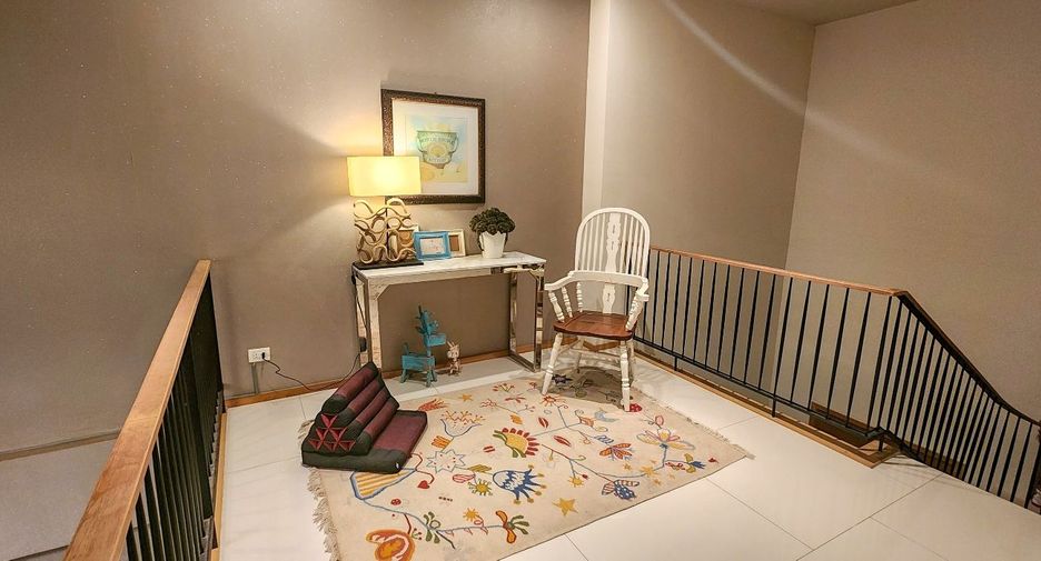 Condo en alquiler y en venta de 2 habitaciones en Sathon, Bangkok