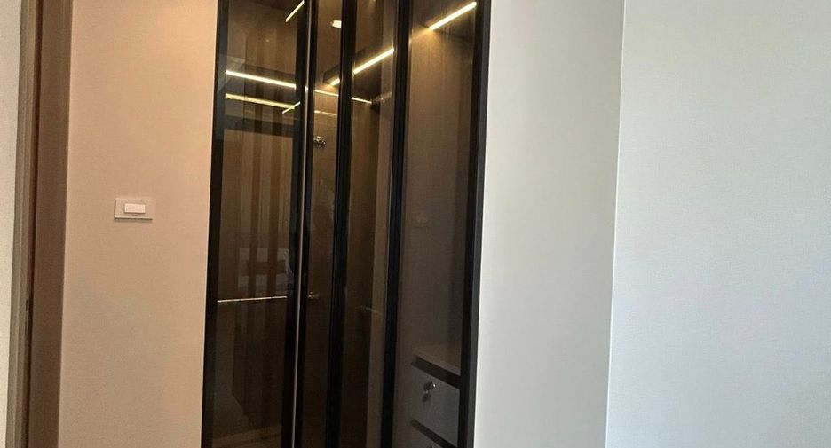 Villa zum Kauf mit 4 Zimmer in Bang Lamung, Chonburi