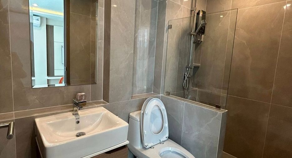 Villa zum Kauf mit 4 Zimmer in Bang Lamung, Chonburi