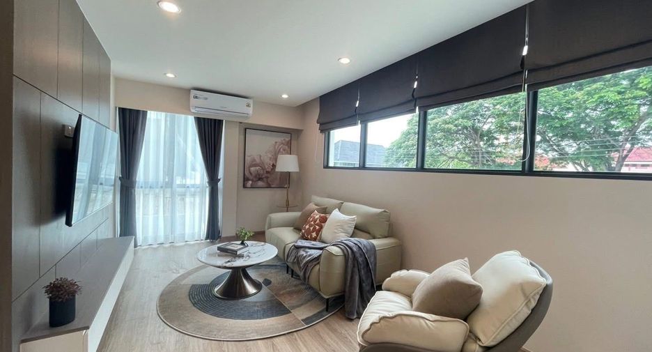Villa zum Kauf mit 4 Zimmer in Bang Lamung, Chonburi