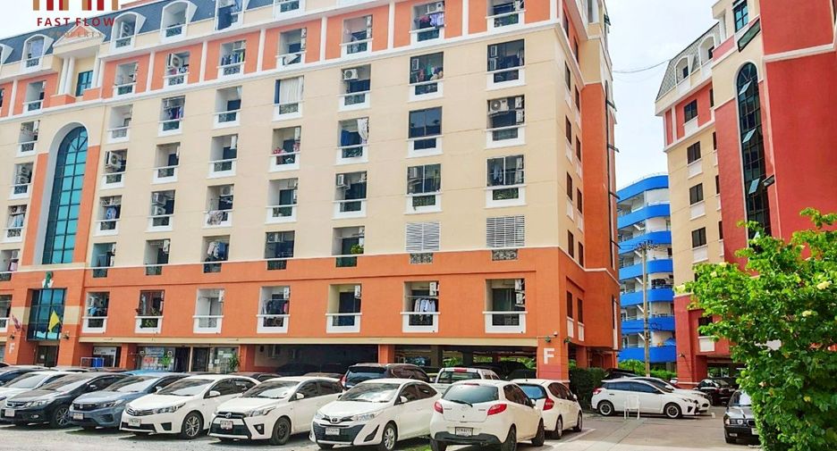 For sale 2 bedrooms condo in Wang Thonglang, Bangkok