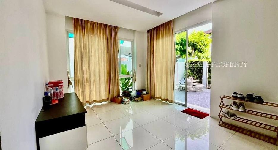 For rent 3 bedrooms house in Bang Lamung, Chonburi
