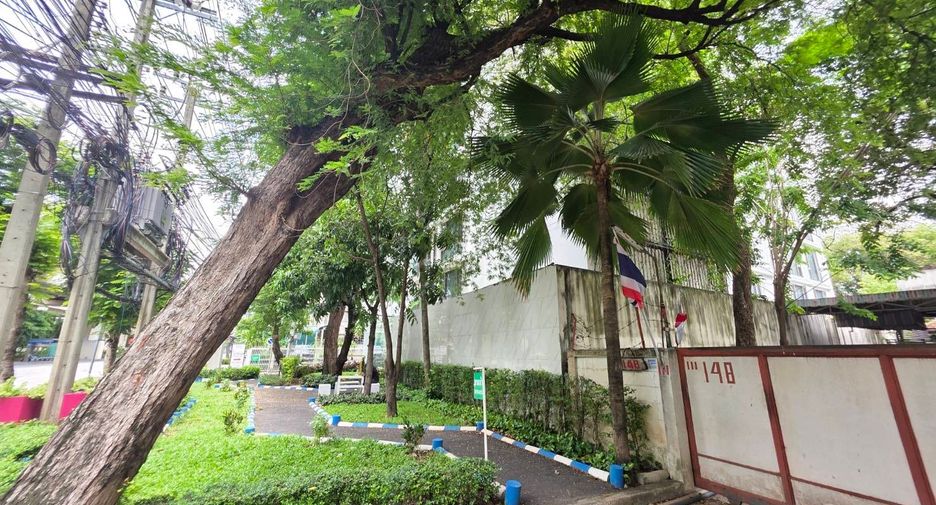 For sale land in Phaya Thai, Bangkok