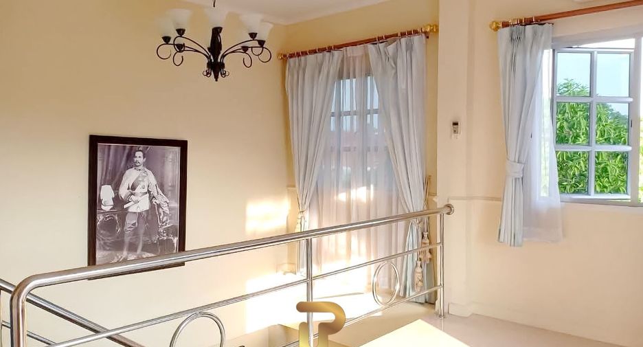 À vendre 33 chambres villa à Bang Lamung, Chonburi