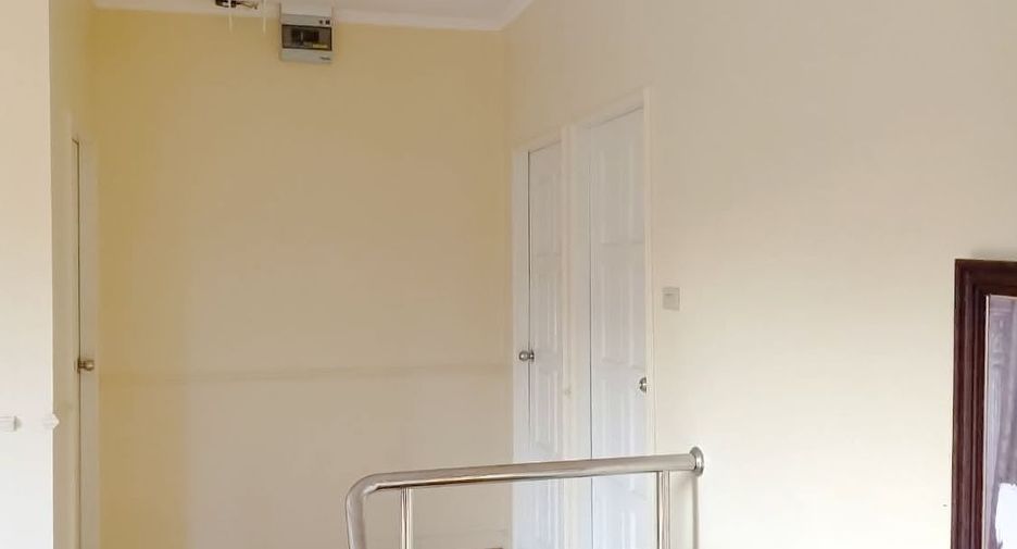 À vendre 33 chambres villa à Bang Lamung, Chonburi