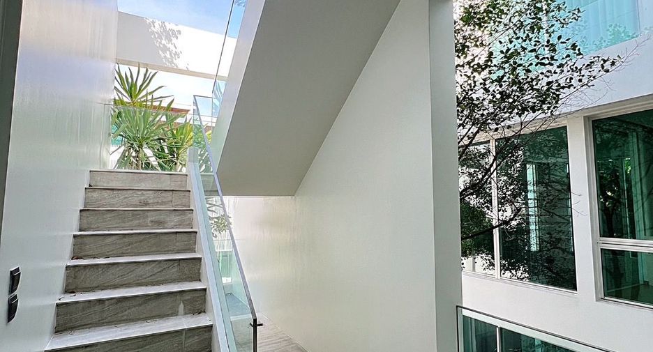 Haus zur Miete mit 4 Zimmer in Bueng Kum, Bangkok