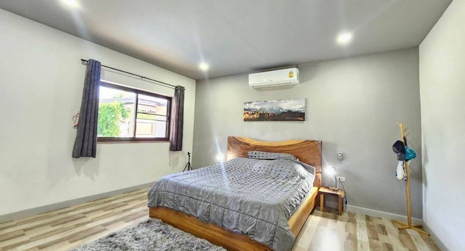 出售 4 卧室 独立屋 在 Sattahip, Chon Buri