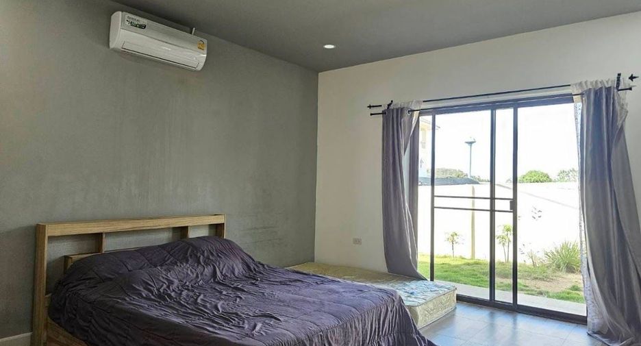出售 4 卧室 独立屋 在 Sattahip, Chon Buri