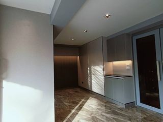 出租 10 卧室 商业空间 在 Huai Khwang, 曼谷