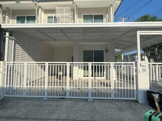 For Rent 3 Bedroom Townhouse In San Kamphaeng, Chiang Mai