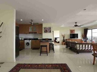 For sale 3 bed apartment in Mueang Chiang Mai, Chiang Mai