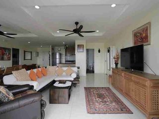 For sale 3 bed apartment in Mueang Chiang Mai, Chiang Mai