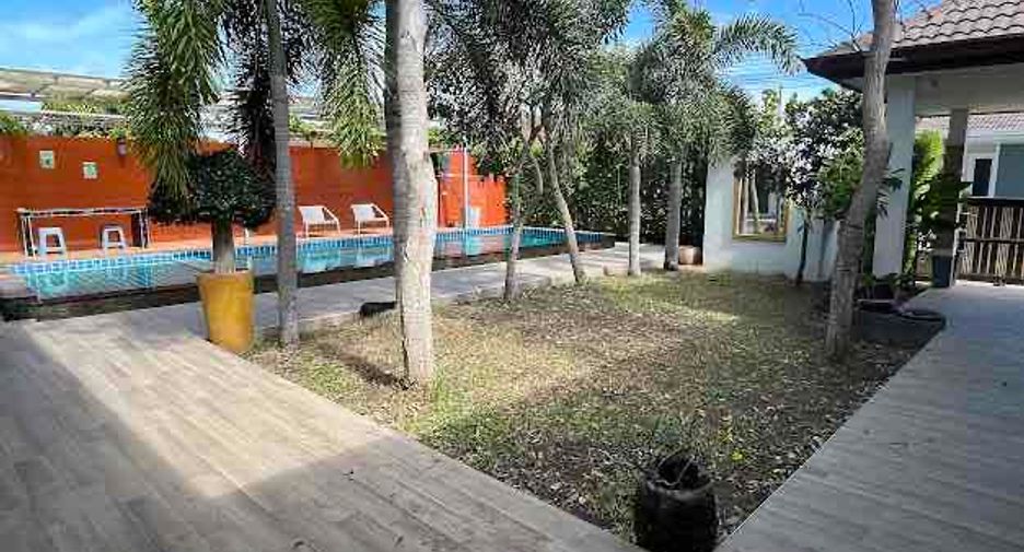 À louer 4 chambres villa à Bang Lamung, Chonburi