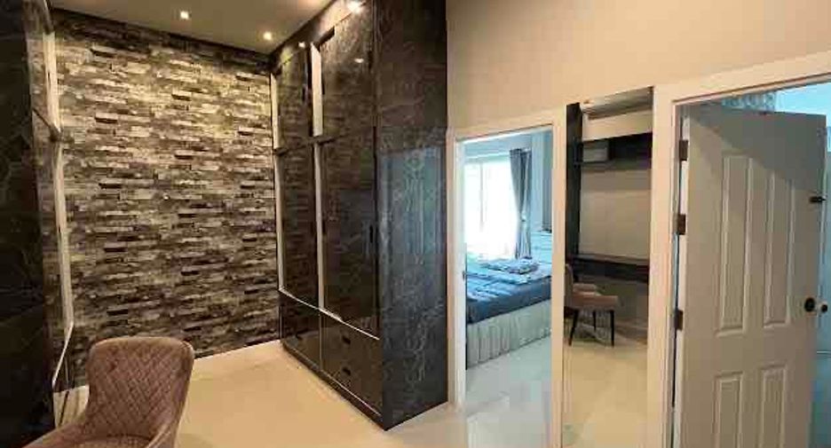 À louer 4 chambres villa à Bang Lamung, Chonburi