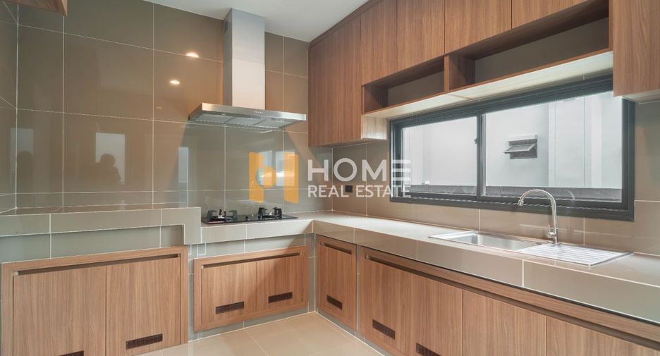 Haus zum Kauf mit 4 Zimmer in Bang Khun Thian, Bangkok