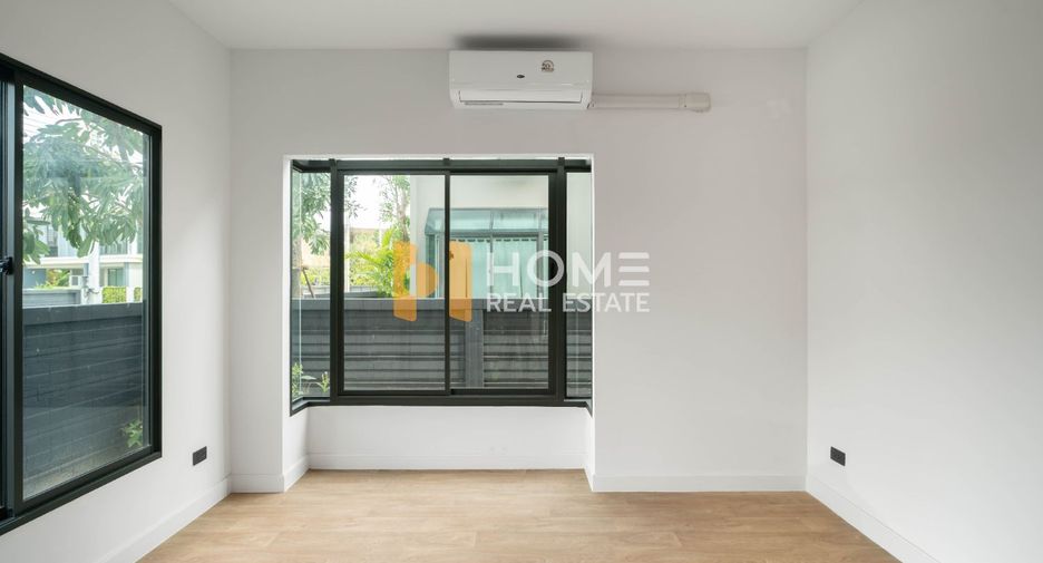 Haus zum Kauf mit 4 Zimmer in Bang Khun Thian, Bangkok