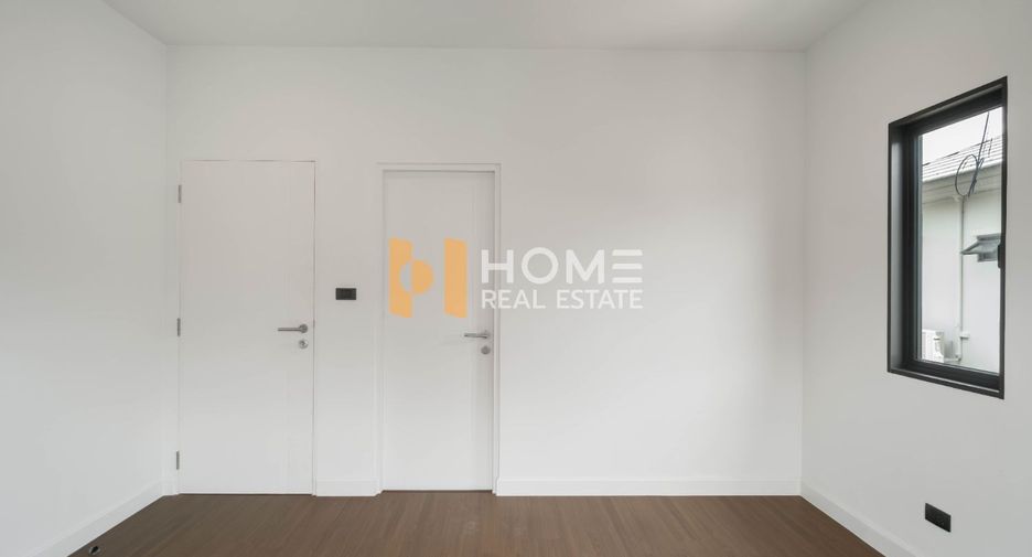Haus zum Kauf mit 4 Zimmer in Bang Khun Thian, Bangkok