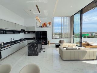 For rent and for sale 5 bedrooms villa in Thalang, Phuket
