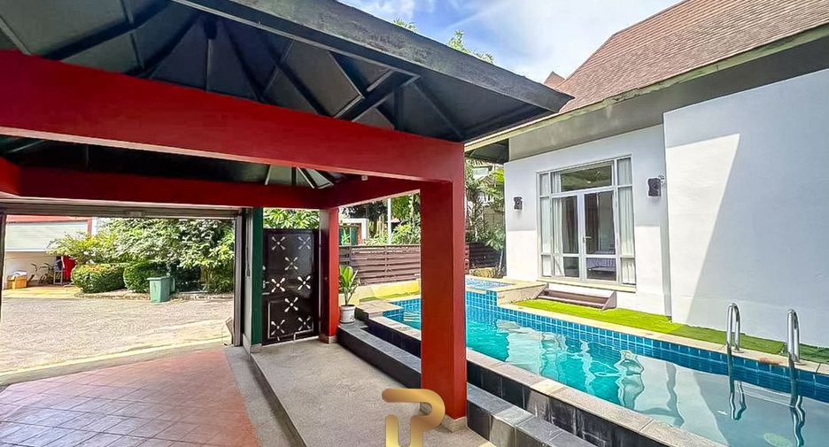 For sale 4 ベッドルーム villa in Sattahip, Chonburi