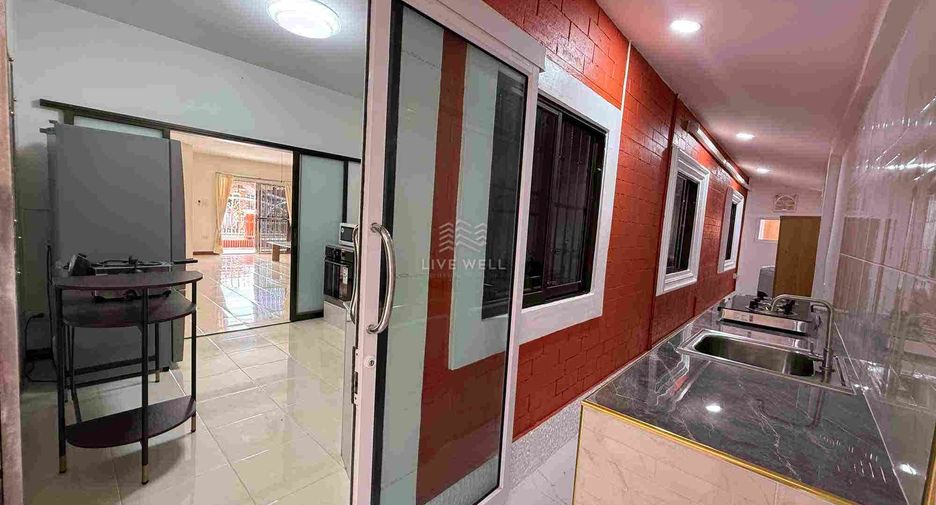 À vendre 3 chambres maison à Bang Lamung, Chonburi