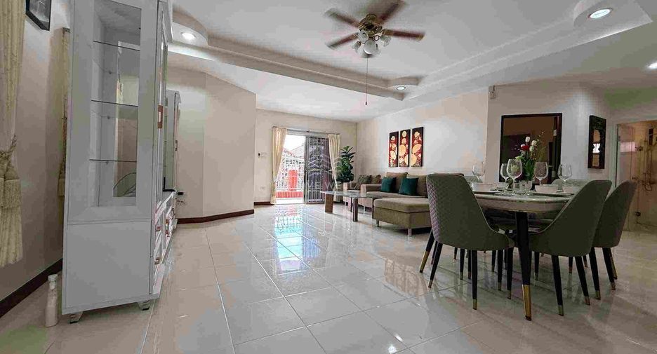 À vendre 3 chambres maison à Bang Lamung, Chonburi