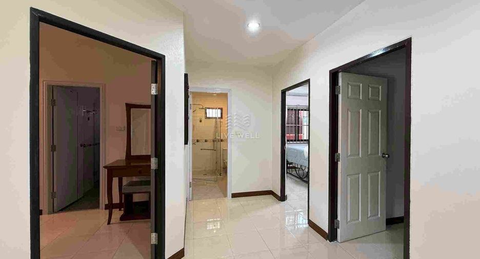 À vendre 3 chambres maison à Bang Lamung, Chonburi
