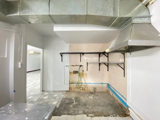 For rent 3 bedrooms retail Space in Mueang Chiang Mai, Chiang Mai
