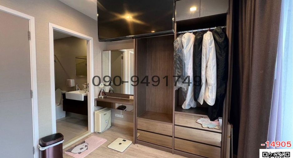For rent 3 bedrooms townhouse in Yan Nawa, Bangkok