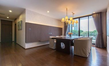 For rent and for sale 4 bedrooms condo in Sathon, Bangkok