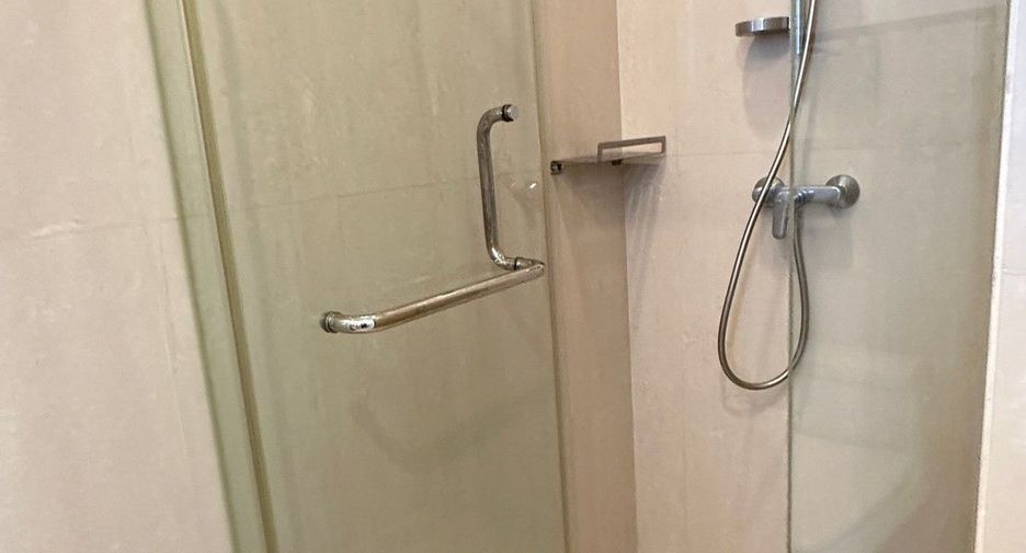For sale 2 bedrooms condo in Pathum Wan, Bangkok