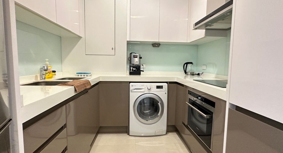 For sale 2 bedrooms condo in Pathum Wan, Bangkok
