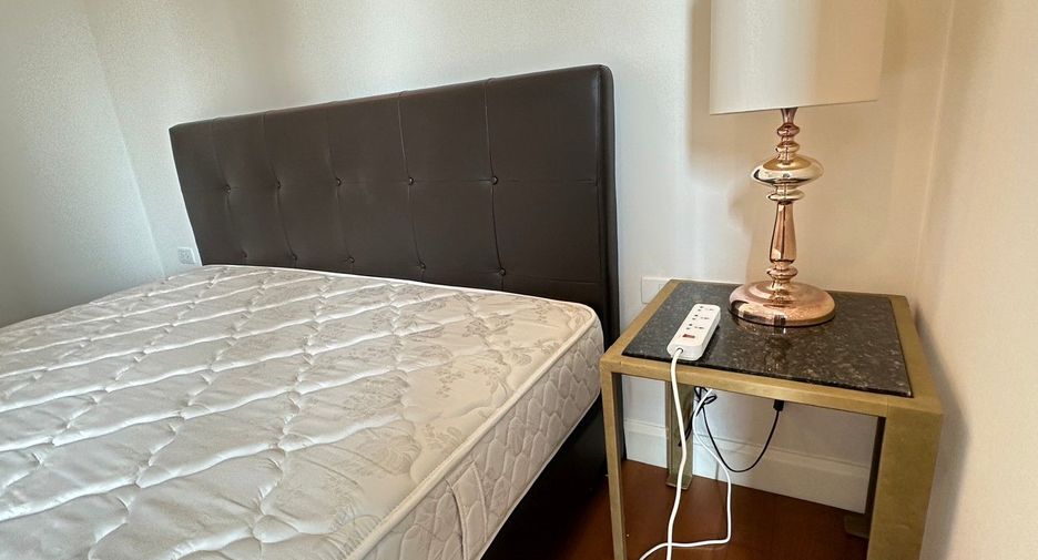 For sale 2 bedrooms condo in Pathum Wan, Bangkok