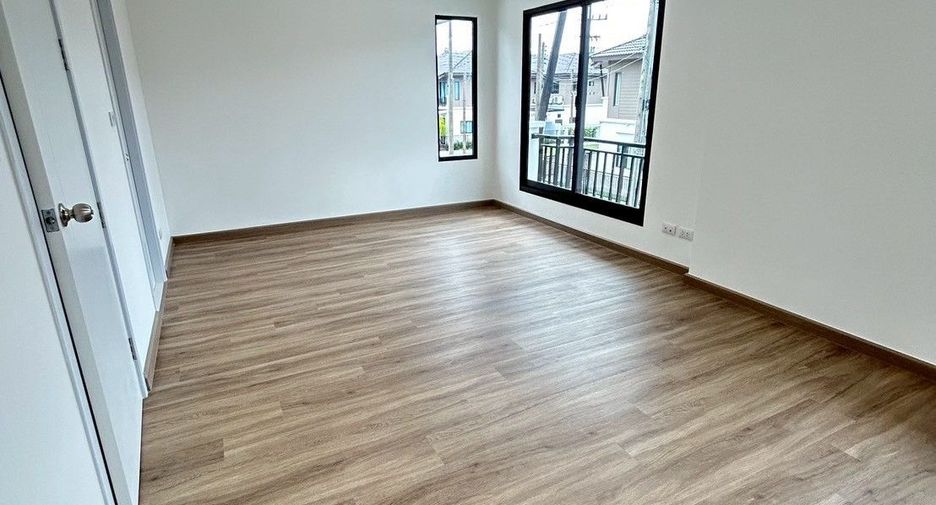 For rent 3 bedrooms house in Mueang Chiang Mai, Chiang Mai