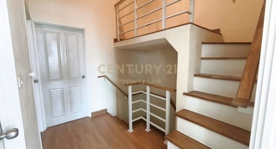 For rent and for sale 4 bedrooms townhouse in Mueang Nonthaburi, Nonthaburi