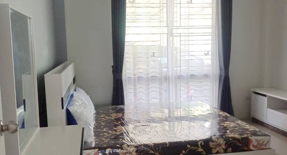 For rent 3 bedrooms house in San Kamphaeng, Chiang Mai