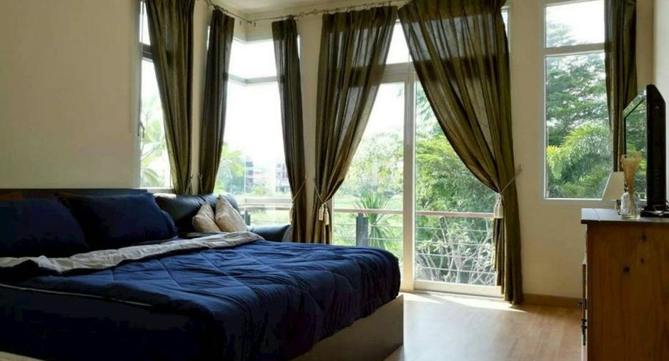 Haus zur Miete und zum Kauf mit 3 Zimmer in Si Racha, Chonburi