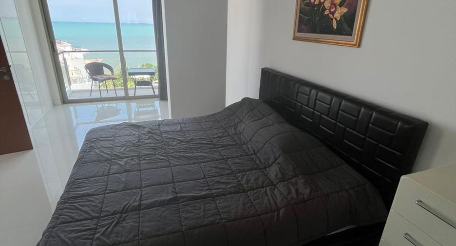 Apartamento en alquiler de 4 habitaciones en Bang Lamung, Chonburi
