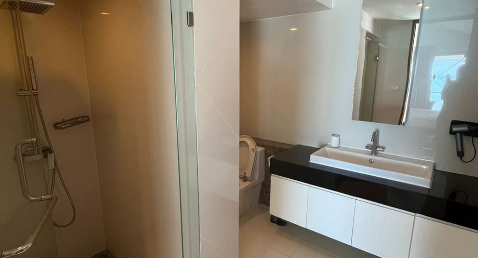 Apartamento en alquiler de 4 habitaciones en Bang Lamung, Chonburi