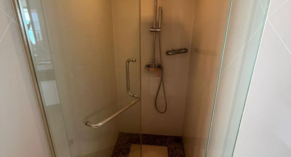 Apartamento en alquiler de 4 habitaciones en Bang Lamung, Chonburi