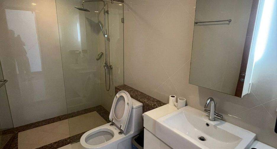 Apartamento en alquiler de 4 habitaciones en Bang Lamung, Chonburi