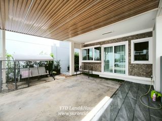 For rent 2 bedrooms townhouse in Prawet, Bangkok
